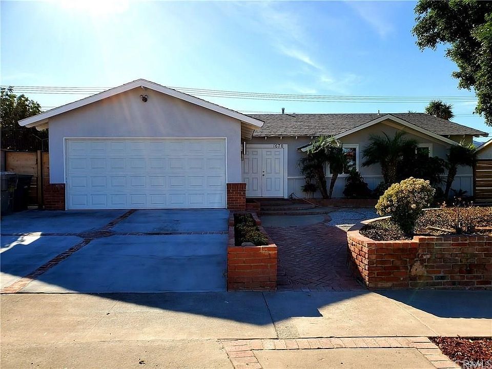 2nd image of 1670 Beryl Ln