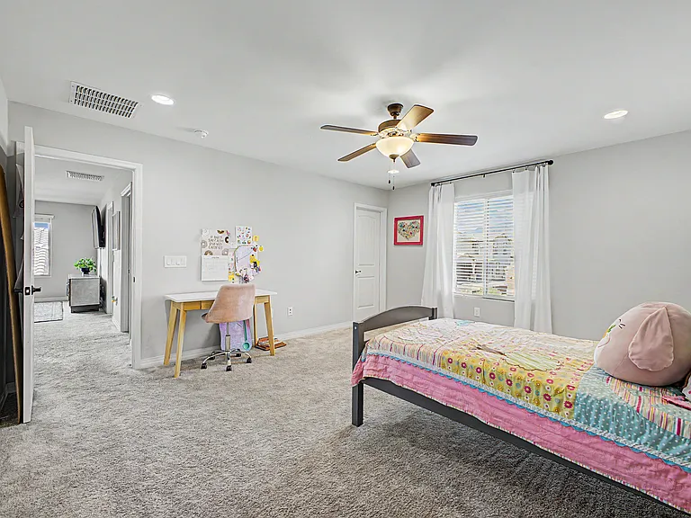 11961 N Silver Village Pl — Photo 39