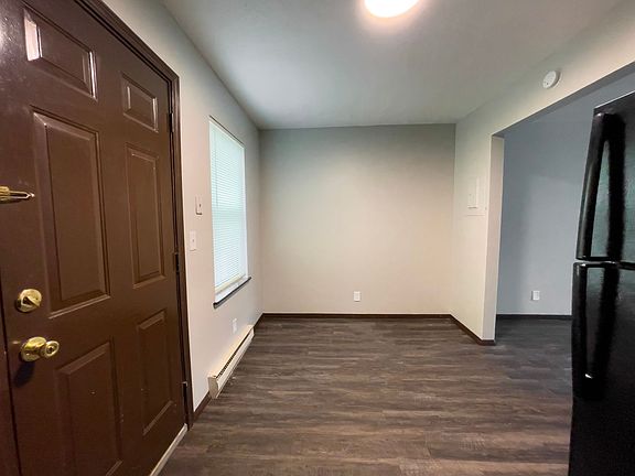 4th image of 2213 E Memorial Dr #93c87d43d