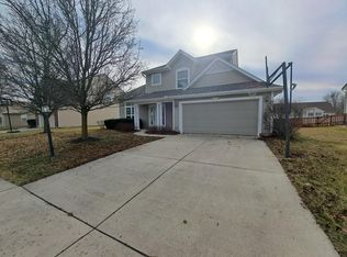 1074 Deercreek Dr, Fairborn, OH 45324