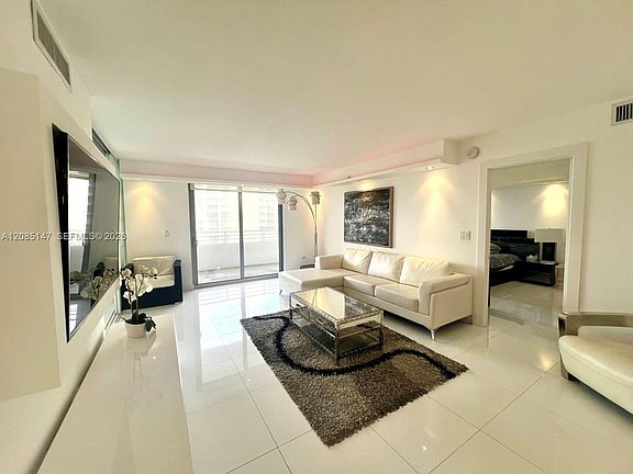 3rd image of 5555 Collins Ave APT 9Y