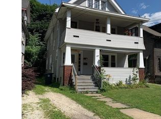 438 Crestwood Ave, Akron, OH 44302