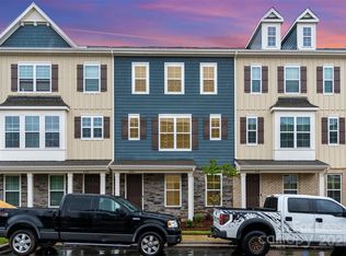 4306 Reed Creek Dr, Sherrills Ford, NC 28673