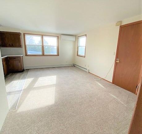4th image of 6 Vancouver Dr Floor 2