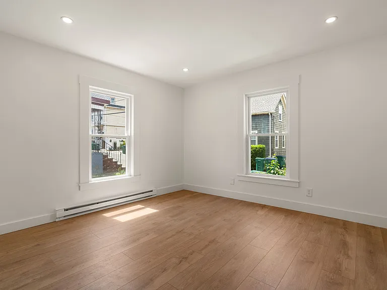 35 Wardwell Ave #1 — Photo 6