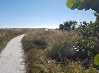 5223 Calle Menorca, Sarasota, FL 34242