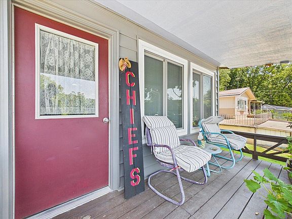 4th image of 29159 Lakeside Avenue