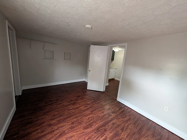 235 Maud Ave #1 — Photo 5