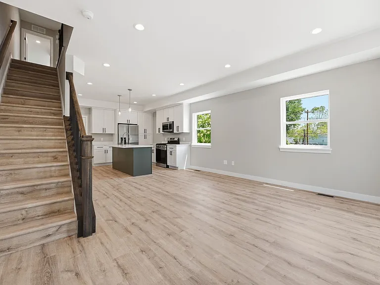 4726 Walworth Ave #1 — Photo 5