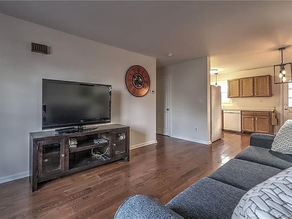 5th image of 118 Gulf St Unit 8