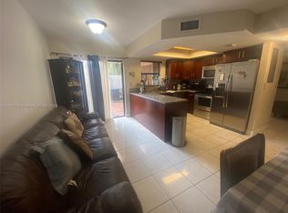 11800 SW 80th St APT 114, Miami, FL 33183