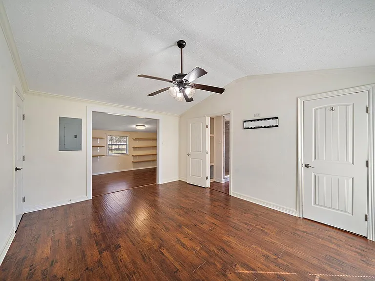 29115 Cherokee Ln — Photo 4