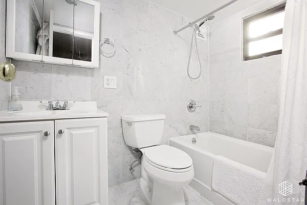 Rented by Waldstar Real Estate LLC | media 44