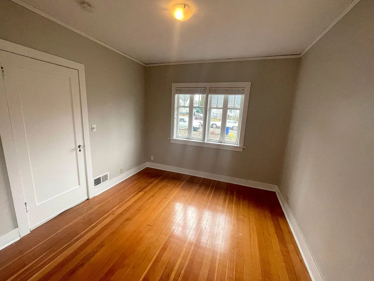 Cozy Arbor Lodge Home with Bonus Rooms, Fenced Yard, Garage & more! — Photo 4