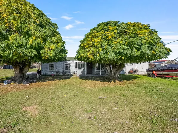 633 W Greenway Ave, Turlock, CA 95380