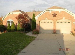 520 Laurelwood Dr, Cleves, OH 45002