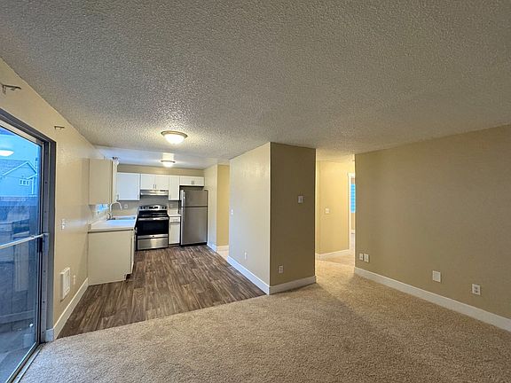 2nd image of 4018-4028 S Warner St #4018-2