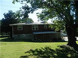 4th image of 917 Patricia Dr