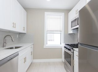 25-53 47th St #2F, Astoria, NY 11103