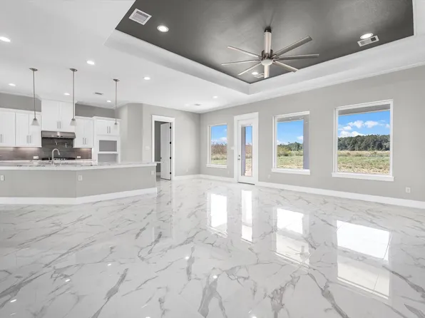 3135 Kermes Dr, Dayton, TX 77535