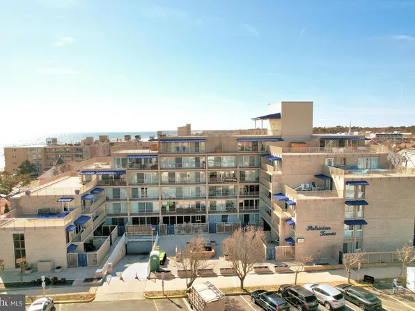 8 Olive Ave APT 111, Rehoboth Beach, DE 19971