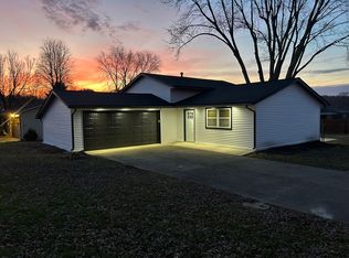 559 Deanna Stroll Rd, Heath, OH 43056