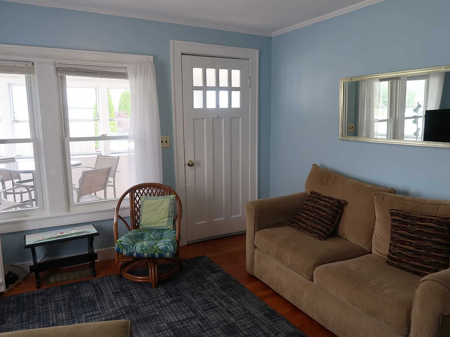 2 bed, 900 sqft, $1,800 — Photo 4