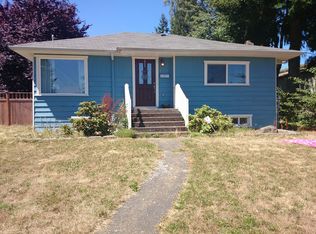 8157 32nd Ave SW, Seattle, WA 98126