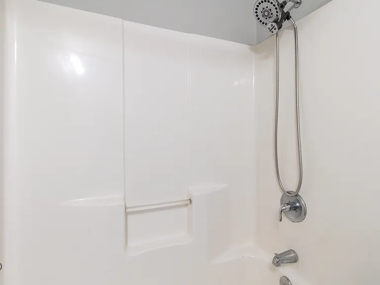 1218 Newman Ave — Photo 13