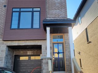 461 Blackburn Dr #72, Brantford, ON N3T 6R9