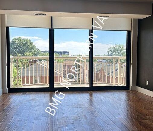 3rd image of 1200 Braddock Pl APT 507