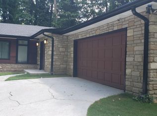 566 Coldstream Ct, Sandy Springs, GA 30328