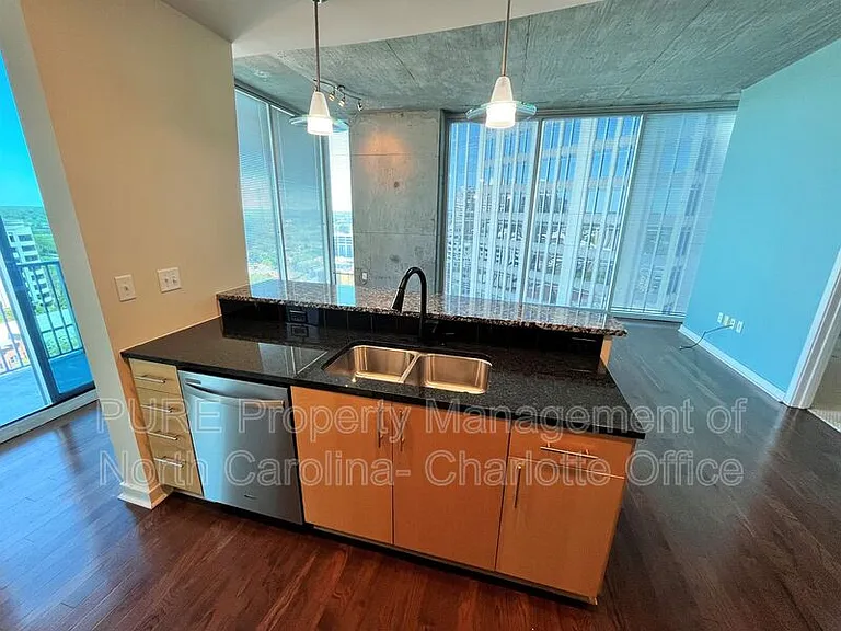 210 N Church St #1615 — Photo 7