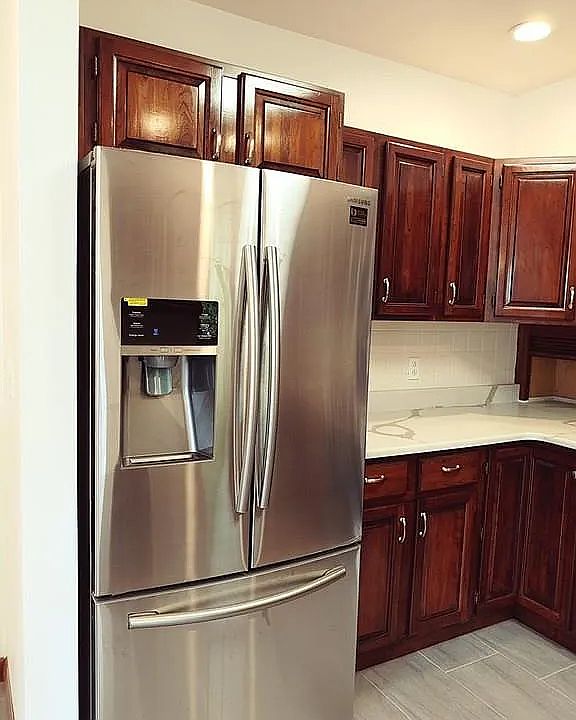 1st image of 126 Carlisle St #1