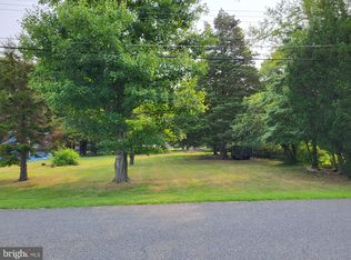 9 Pineview Ter, Bridgeton, NJ 08302