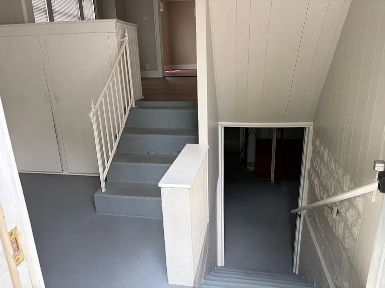 128 N Seffner Ave — Photo 6