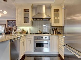 39 Cambridge Way, Weehawken, NJ 07086