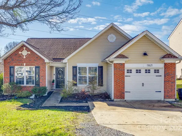 11621 Clear Day Ct, Charlotte, NC 28269