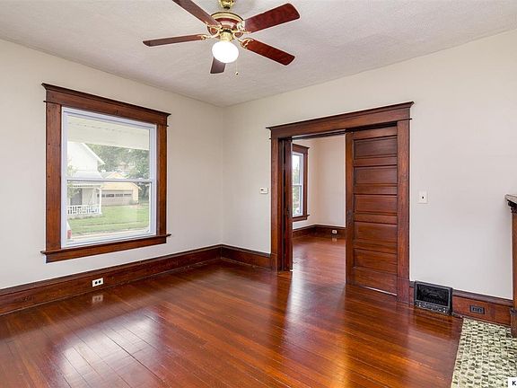 3rd image of 202 E Hamtramck St