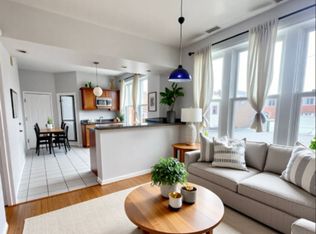 2346 W Taylor St #3R, Chicago, IL 60612