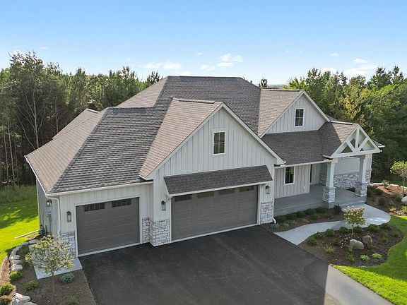 4th image of Panoramic Rd S