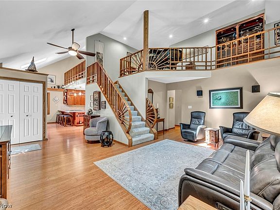 5th image of 1057 Congress Lake Rd