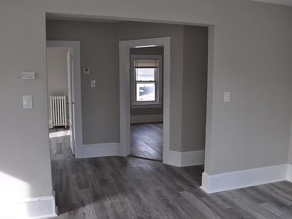 5th image of 132 Spring St Floor 2