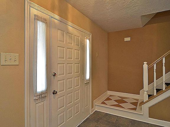 3rd image of 1211 Pine Fork Ct
