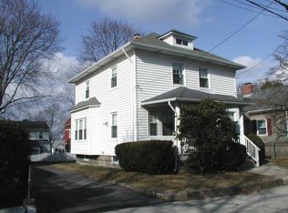 76 Hillside Ave, Providence, RI 02906