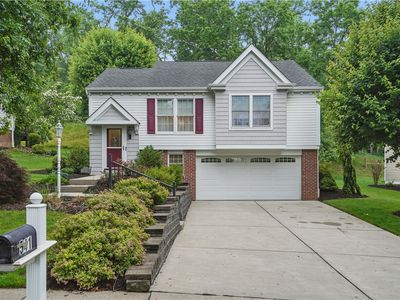 541 Cherryhill Dr, Bridgeville, PA, 15017