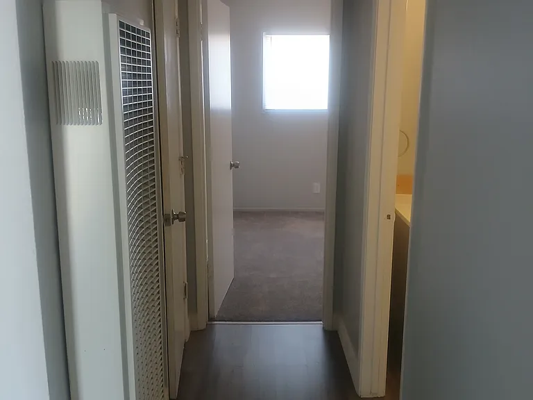 2506 Grove Way #16 — Photo 6