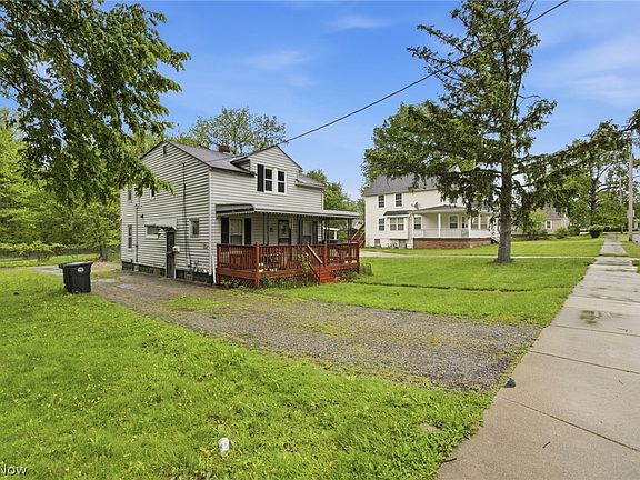 3rd image of 4582 E 173rd St