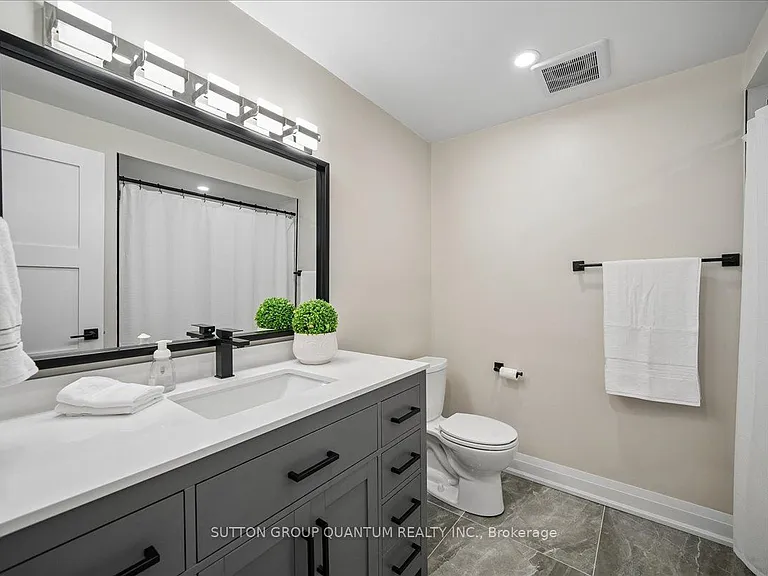 1120 Montgomery Dr — Photo 14