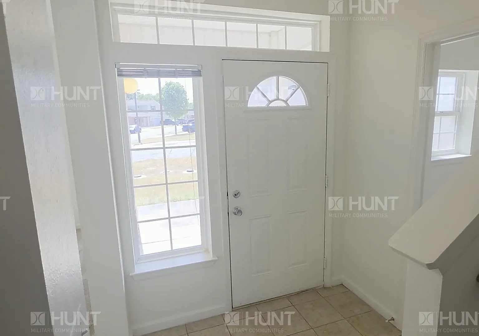 4 bed, 2151 sqft, $1,959 — Photo 3
